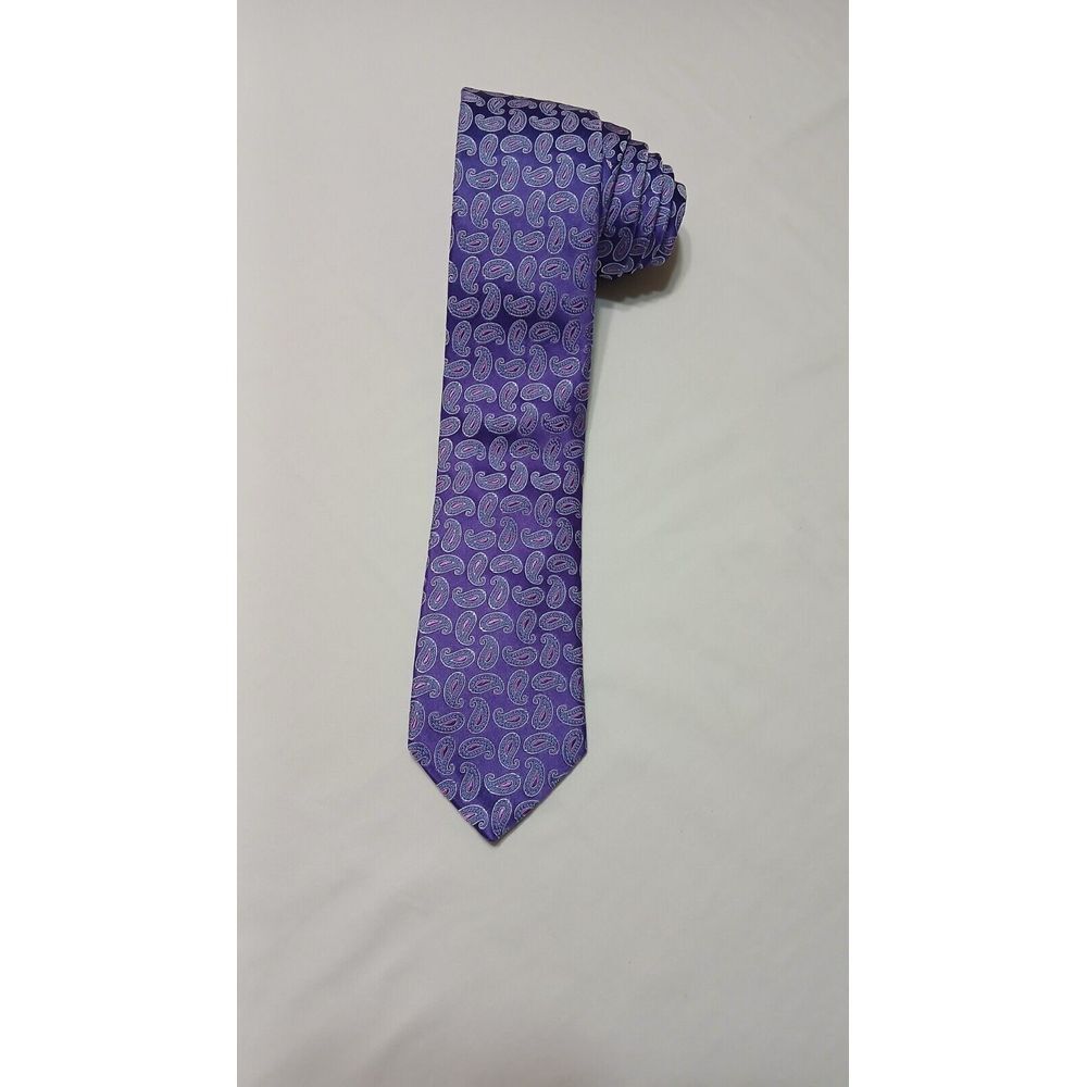 Ted Baker London Men's Silk Necktie‎ Purple Paisley Made In USA 60.5" L 3" Width